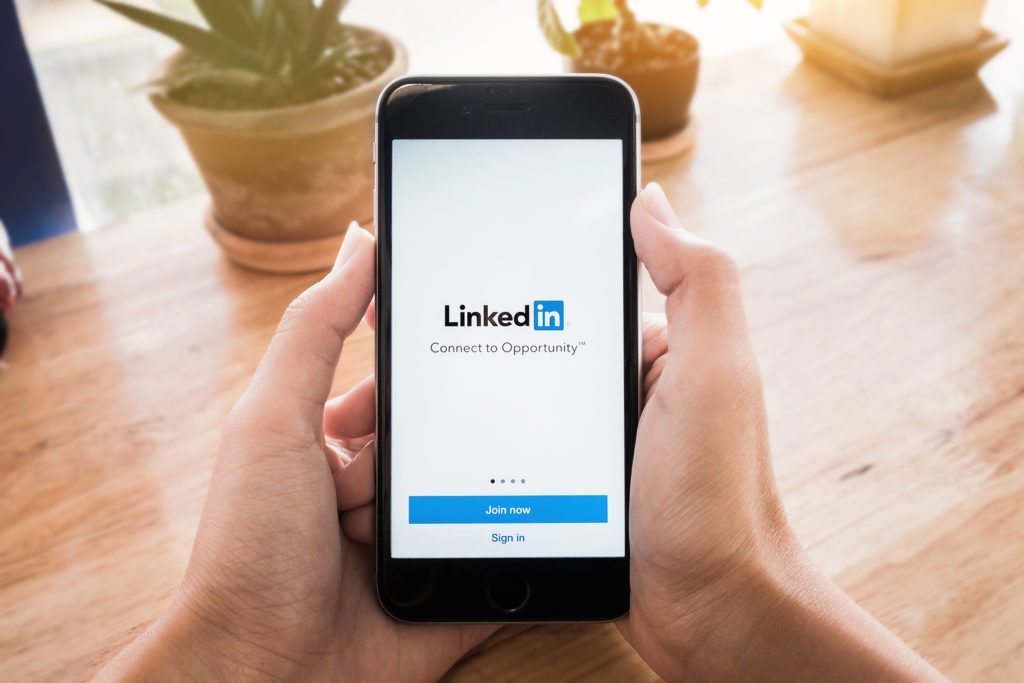 How to Download and Save LinkedIn Videos
